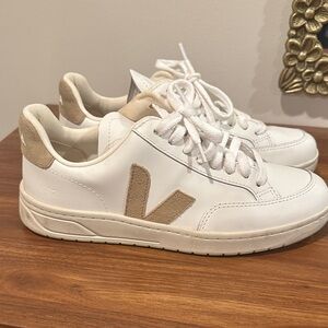Veja Women's White and Beige Sneakers